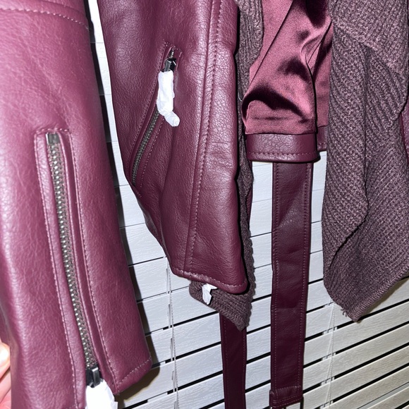 Jacket - Picture 2 of 3